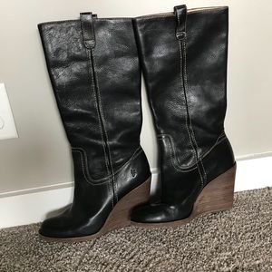 Frye Caroline campus wedge boots size 10